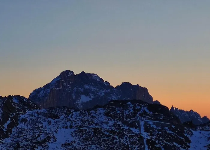 Blank ゲストハウス アラッバ